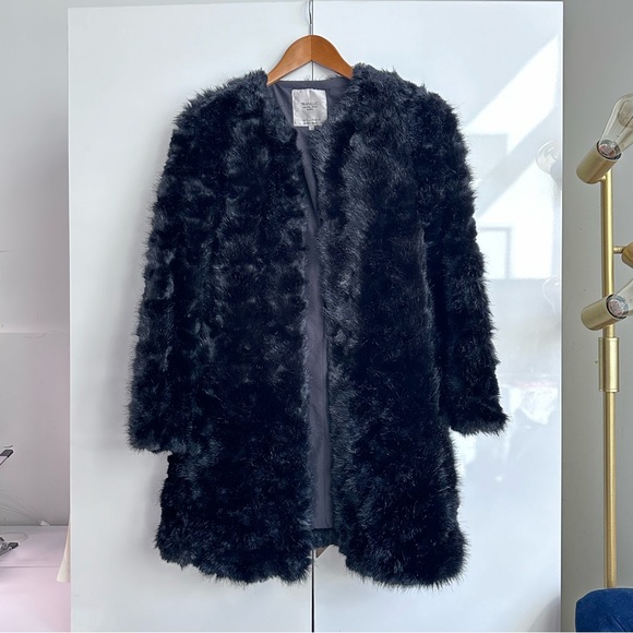 Zara fur coat in black - Picture 1 of 8